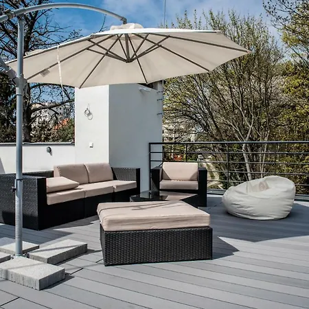 Biale Apartment