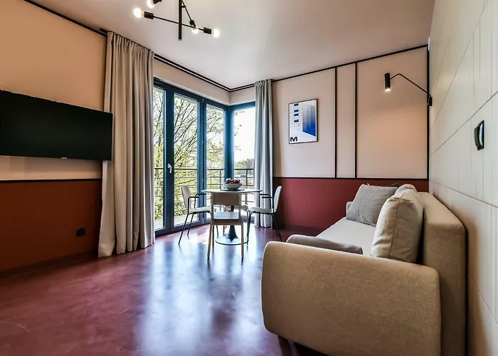 Biale * 格丁尼亚